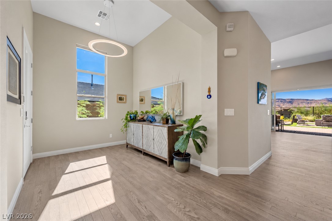 12517 Skyracer Drive Property Photo 6