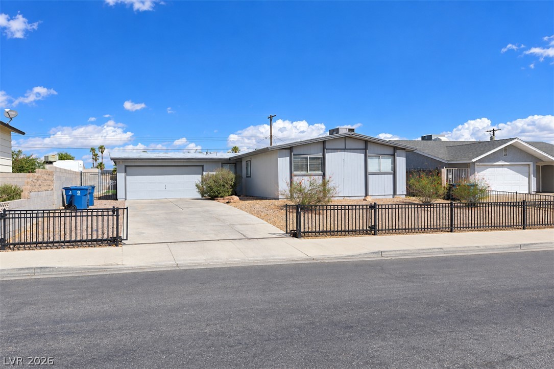 6508 MECHAM Avenue 0 Property Photo 1