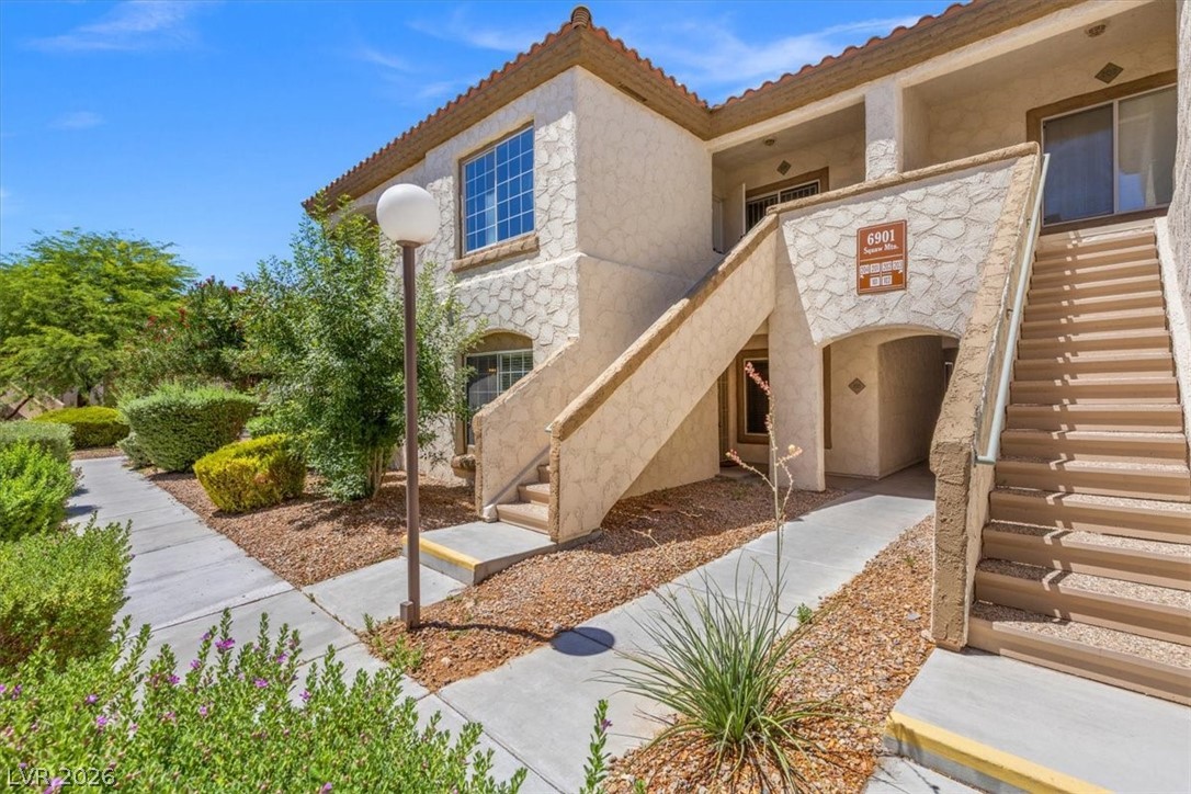 6901 Squaw Mountain Drive 101 Property Photo 2