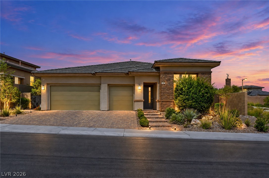 12382 Tudor Arch Drive Property Photo 1