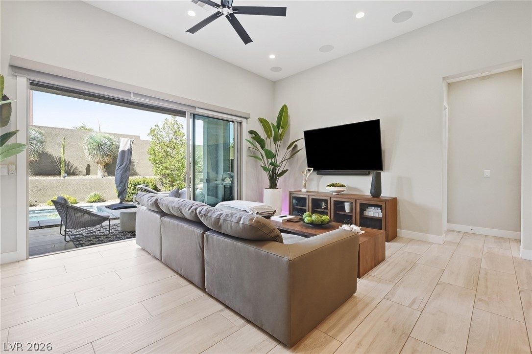 12382 Tudor Arch Drive Property Photo 12