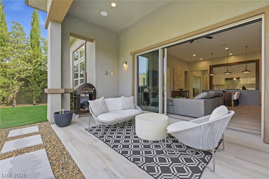 12382 Tudor Arch Drive Property Photo 35