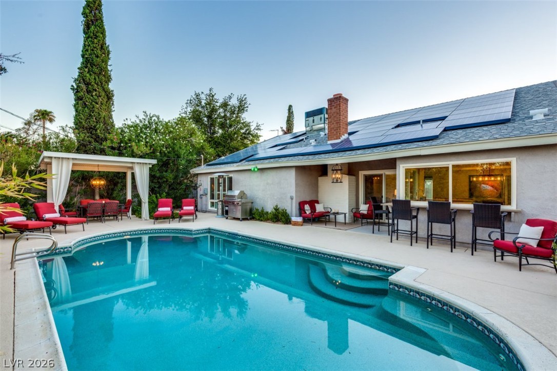 2822459 Property Photo 1