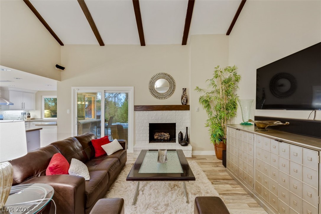 2822459 Property Photo 3