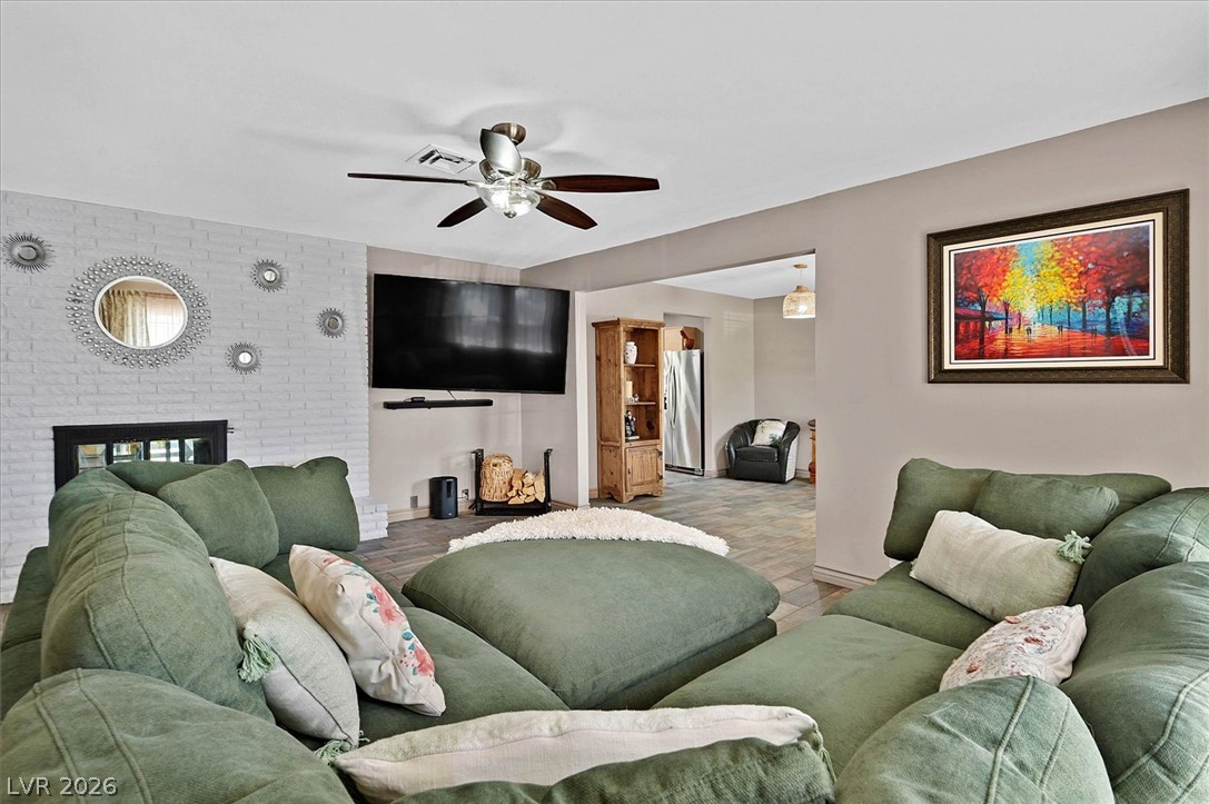 6824 Adobe Court Property Photo 5