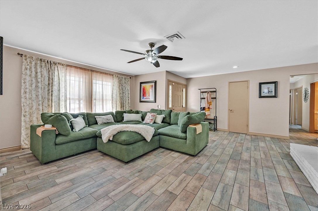 6824 Adobe Court Property Photo 6