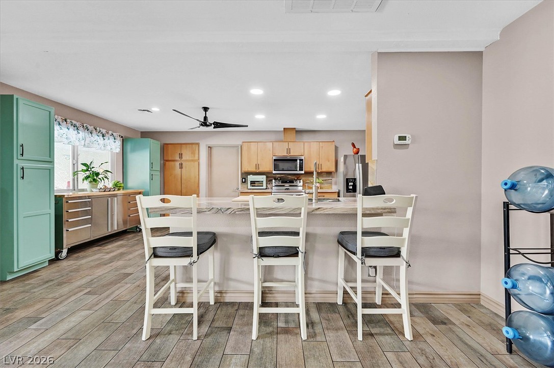 6824 Adobe Court Property Photo 9