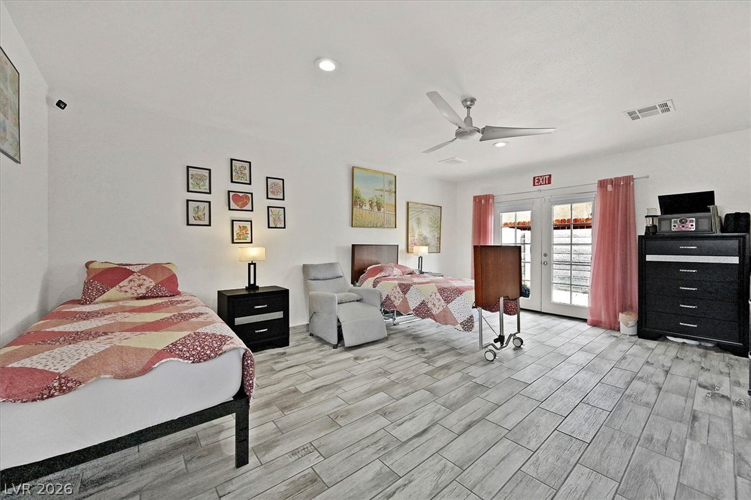 6824 Adobe Court Property Photo 24