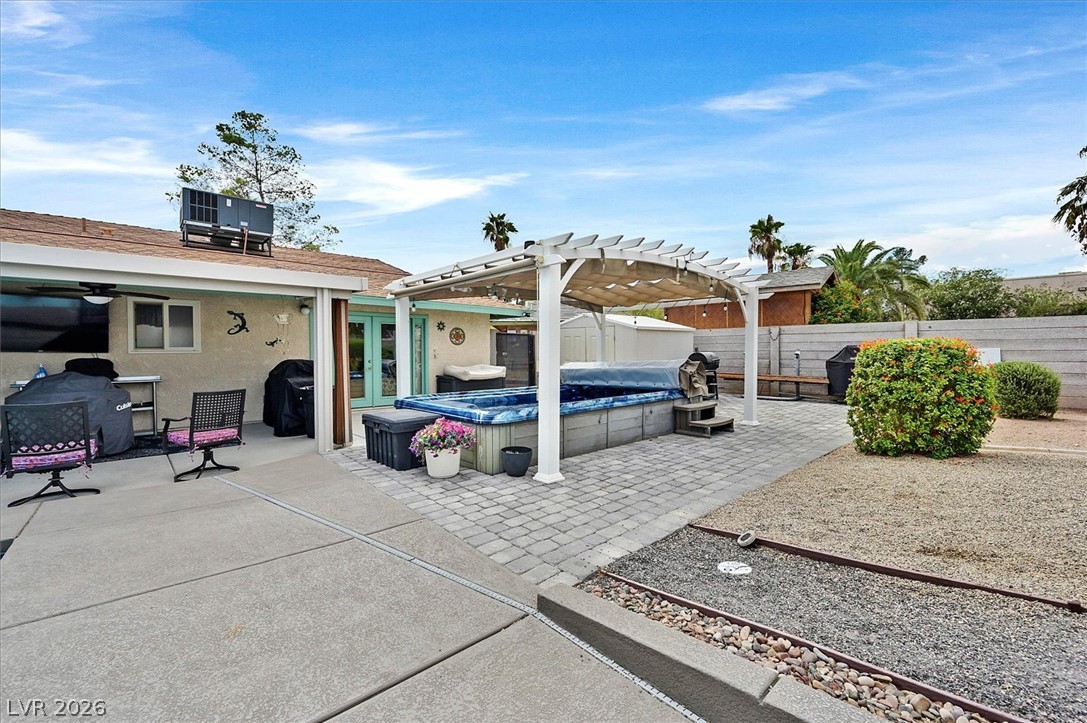 6824 Adobe Court Property Photo 35