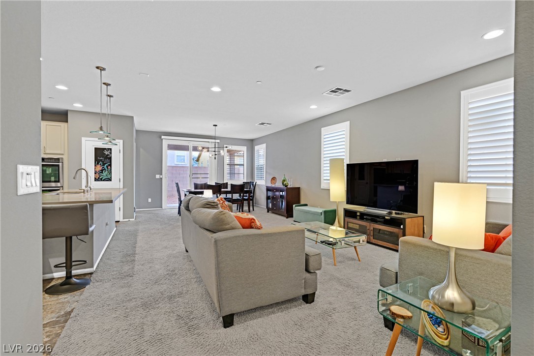 181 Tuscan Shadow Street Property Photo 4