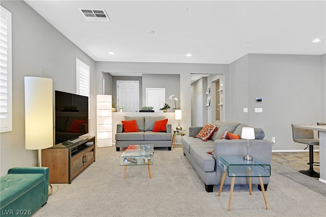 181 Tuscan Shadow Street Property Photo 6