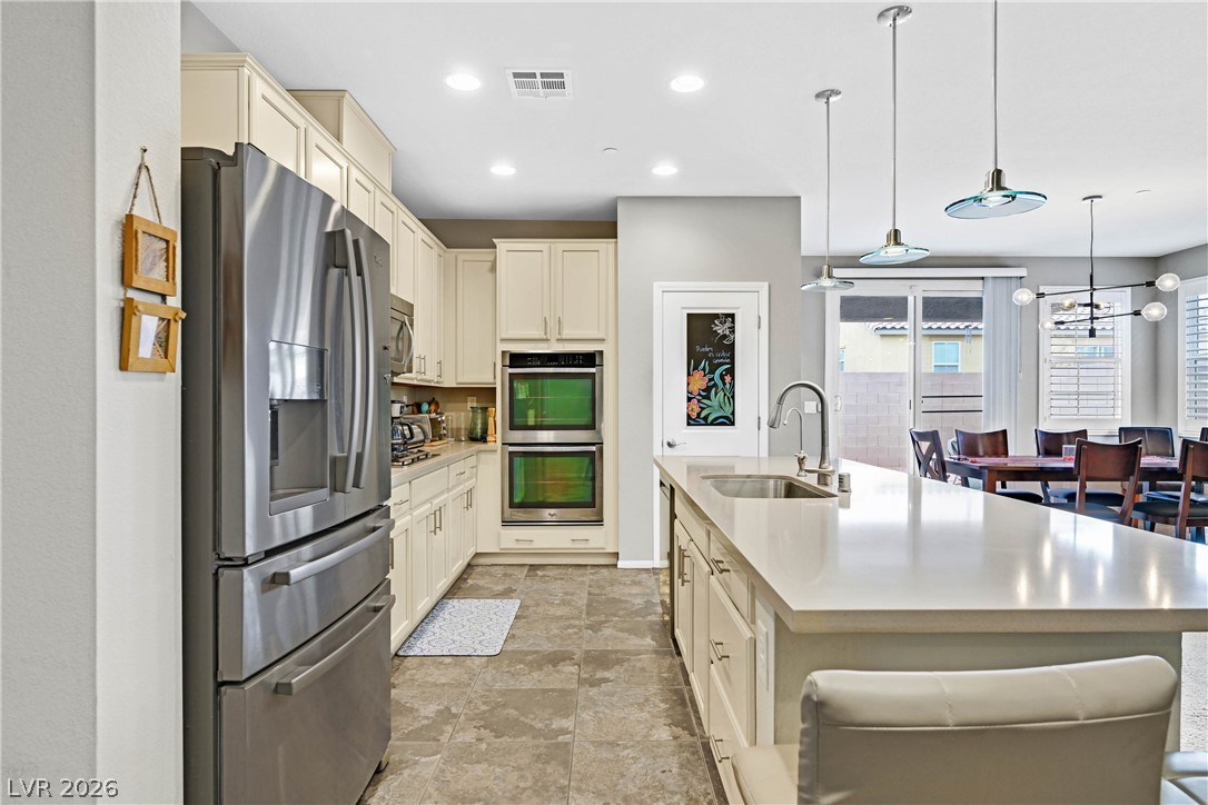 181 Tuscan Shadow Street Property Photo 8