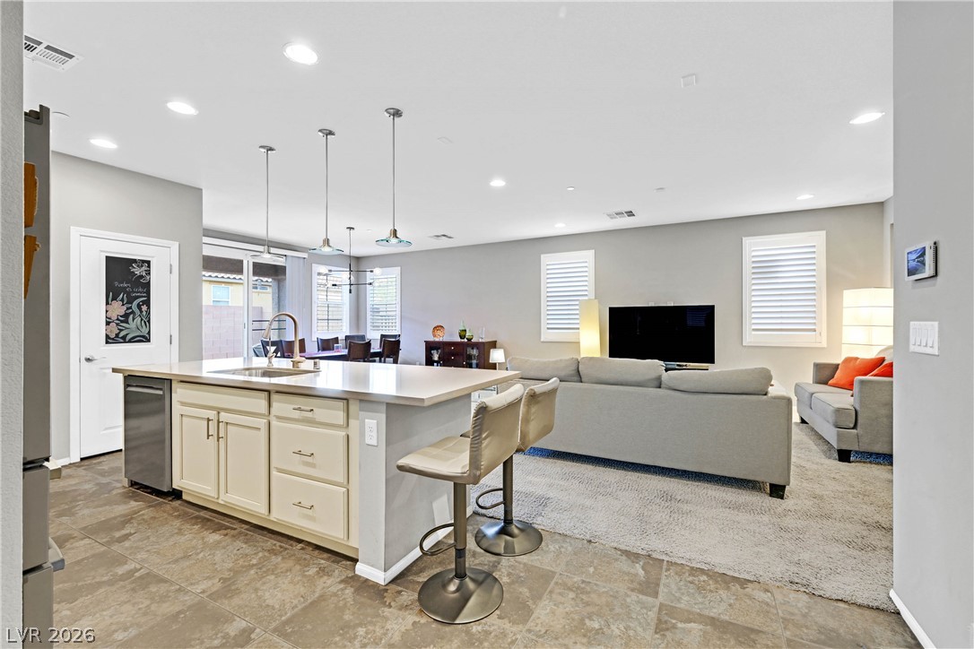 181 Tuscan Shadow Street Property Photo 12