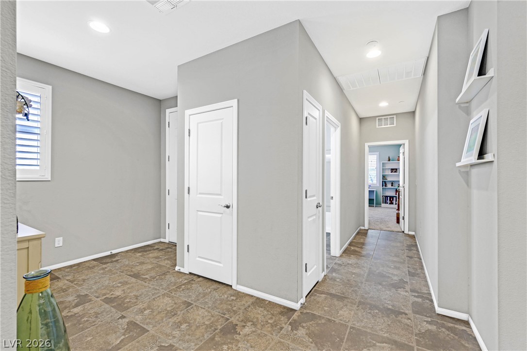 181 Tuscan Shadow Street Property Photo 18