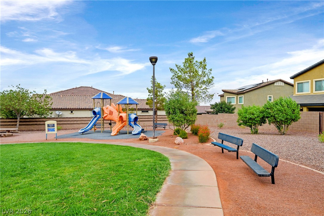 181 Tuscan Shadow Street Property Photo 28