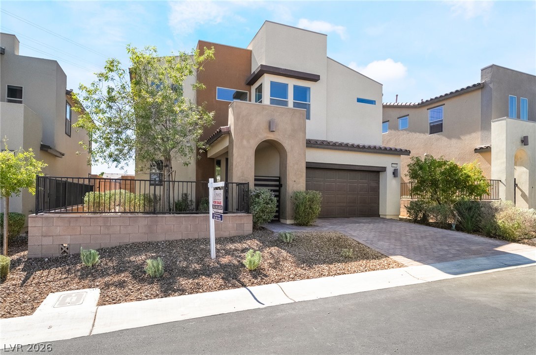 6215 Bravestar Court Property Photo 8