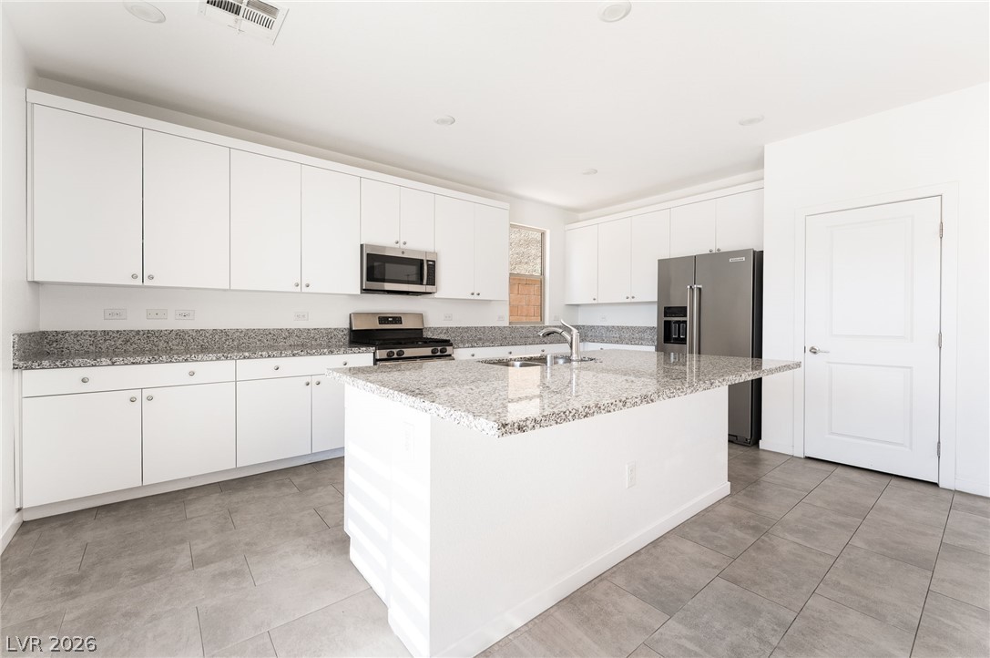 6215 Bravestar Court Property Photo 16