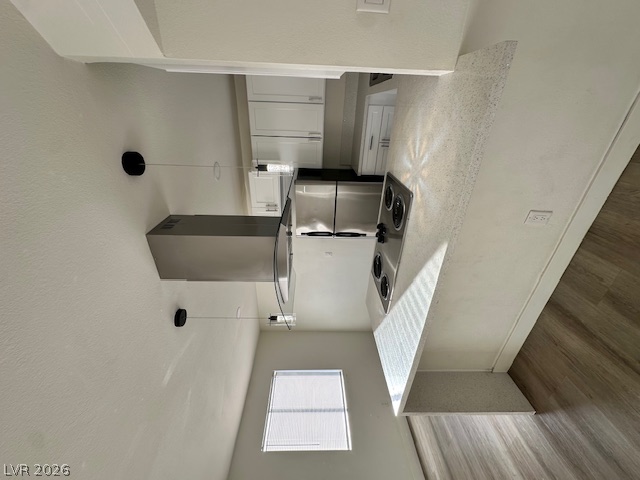 2121 Oceanus Lane 2 Property Photo 1
