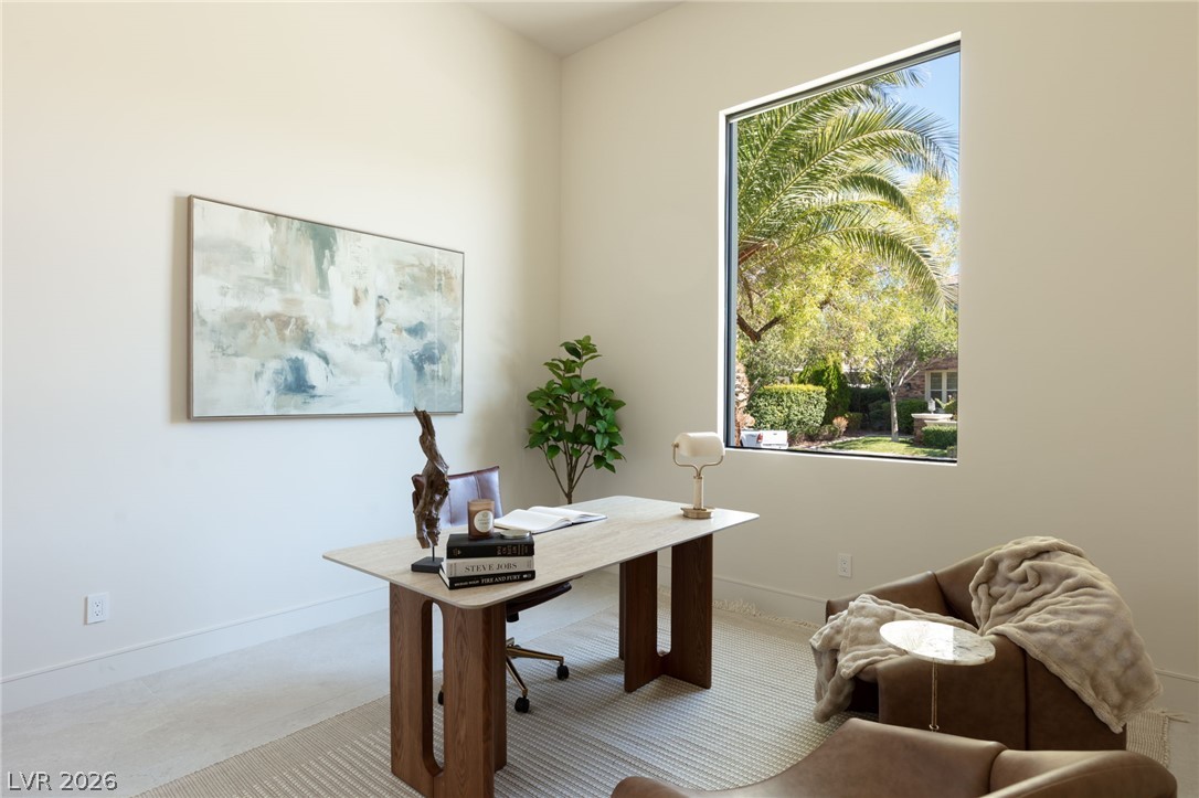 301 North Royal Ascot Drive Property Photo 16