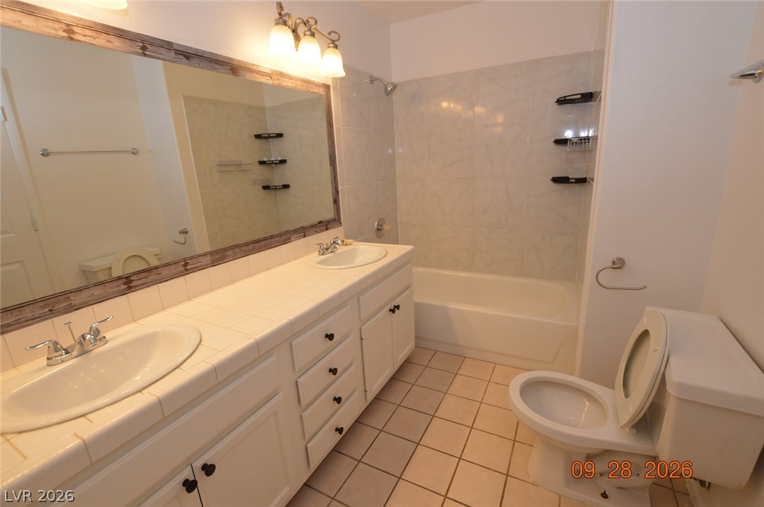 3553 East Casa Real Way Property Photo 14