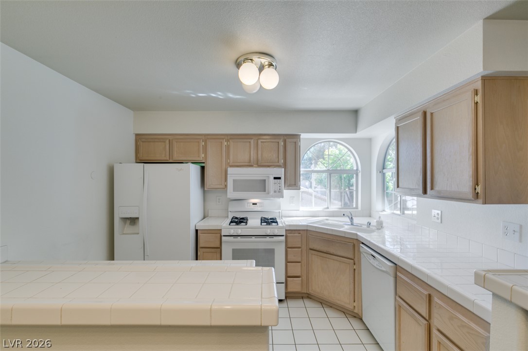 2251 Wigwam Parkway 1121 Property Photo 22
