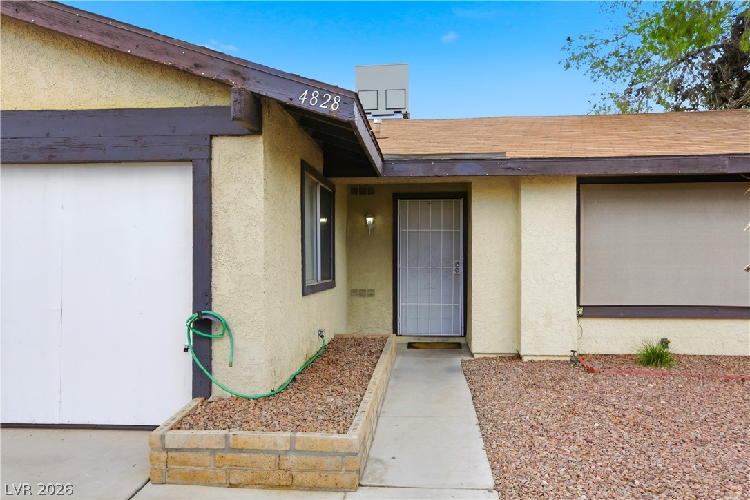 4828 Knollwood Drive Property Photo 4