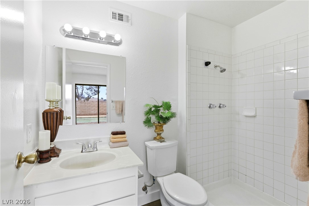 4828 Knollwood Drive Property Photo 15