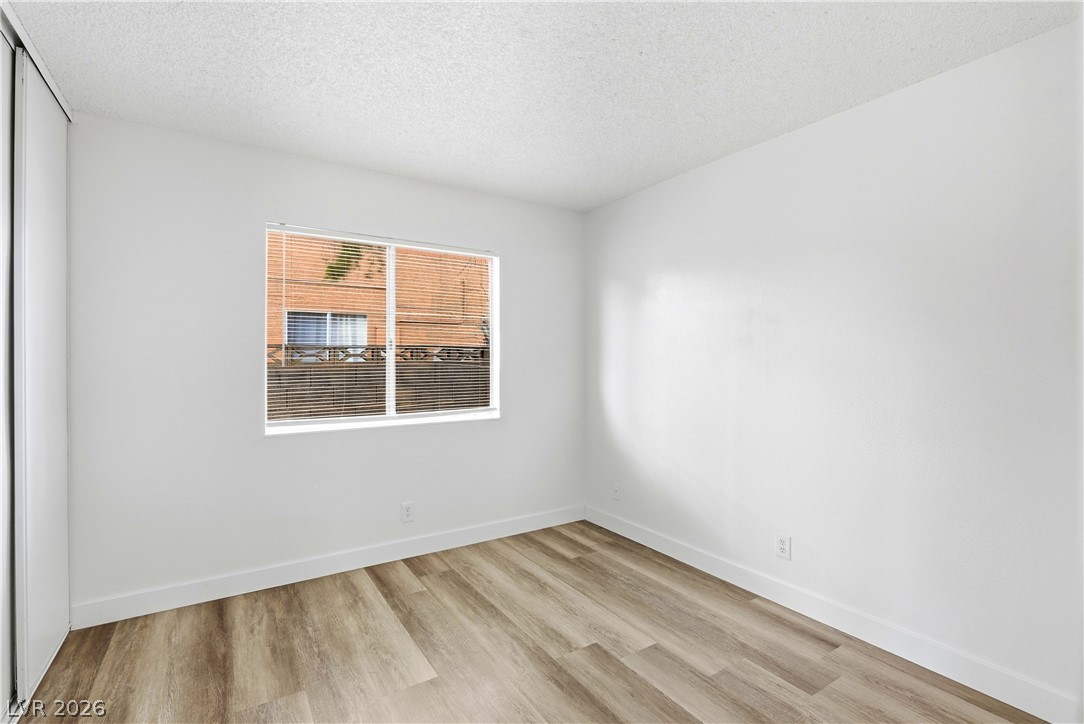 4828 Knollwood Drive Property Photo 16