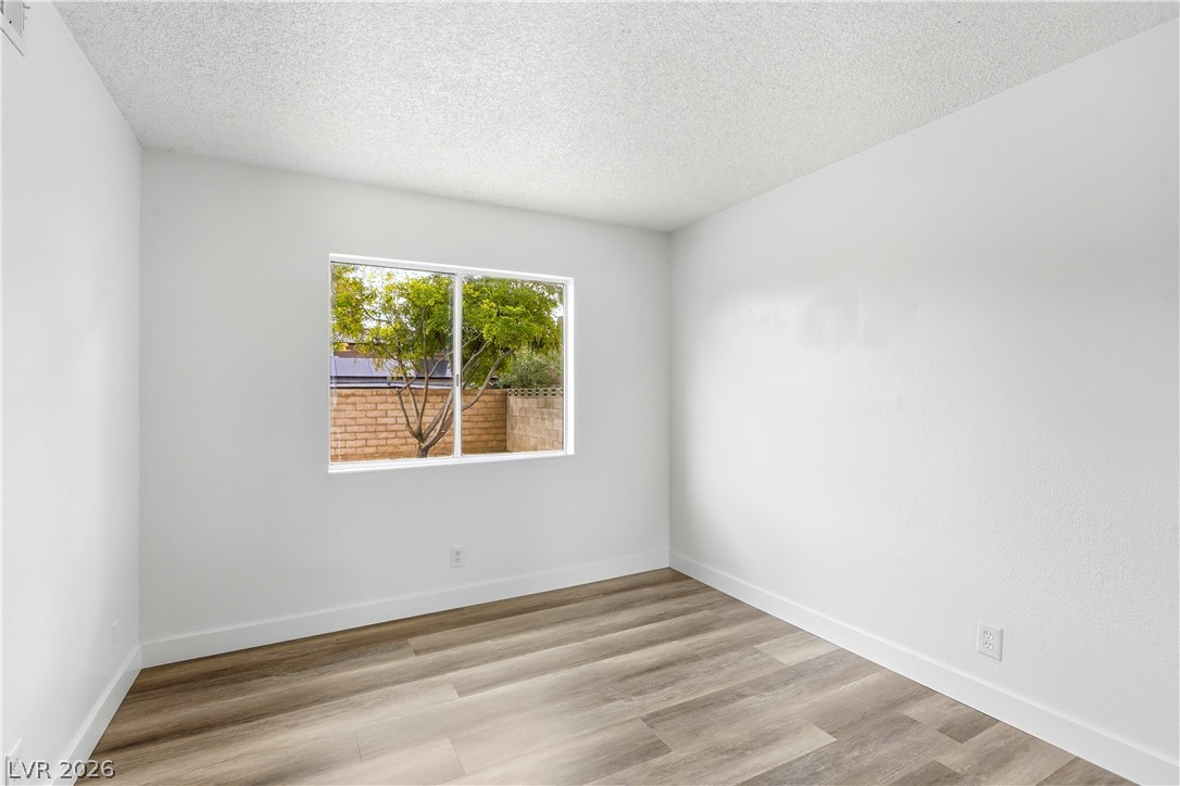 4828 Knollwood Drive Property Photo 19