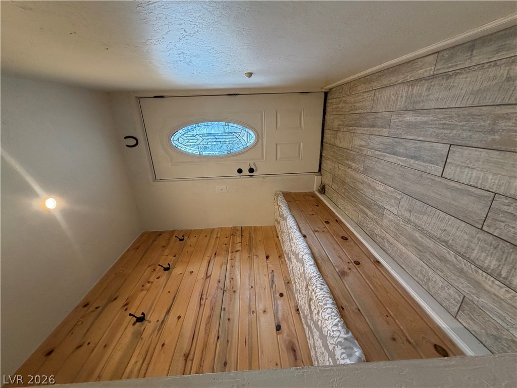 1298 Avenue H Property Photo 2