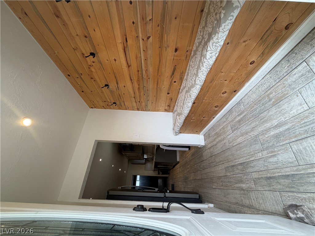 1298 Avenue H Property Photo 3