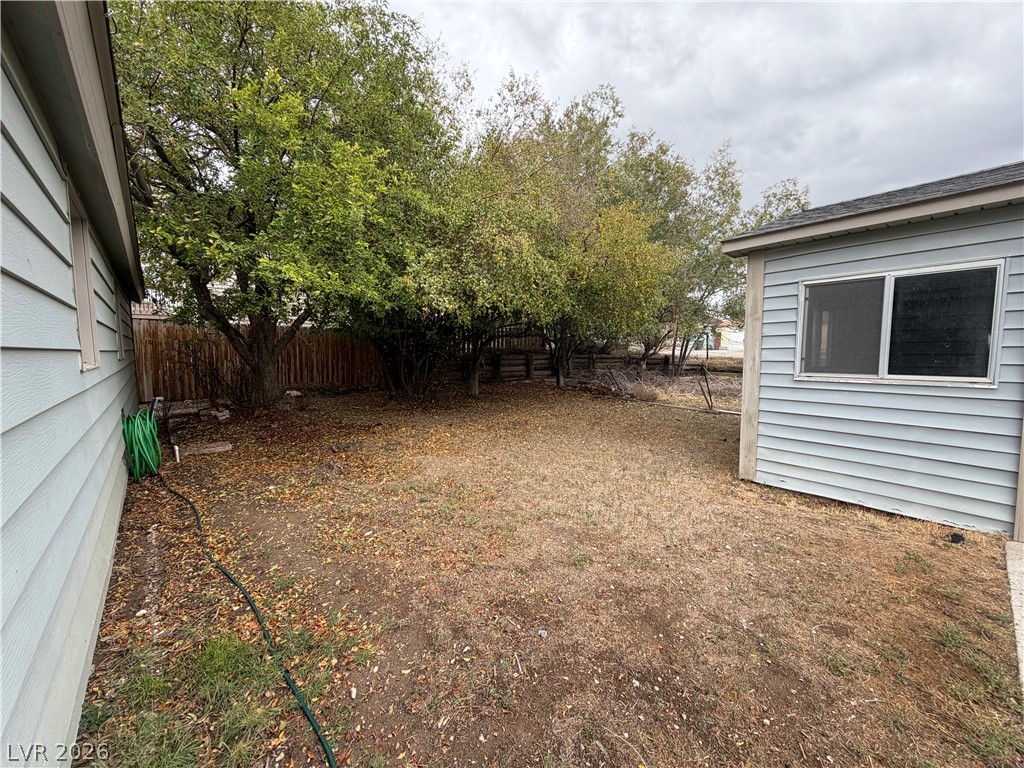 1298 Avenue H Property Photo 32