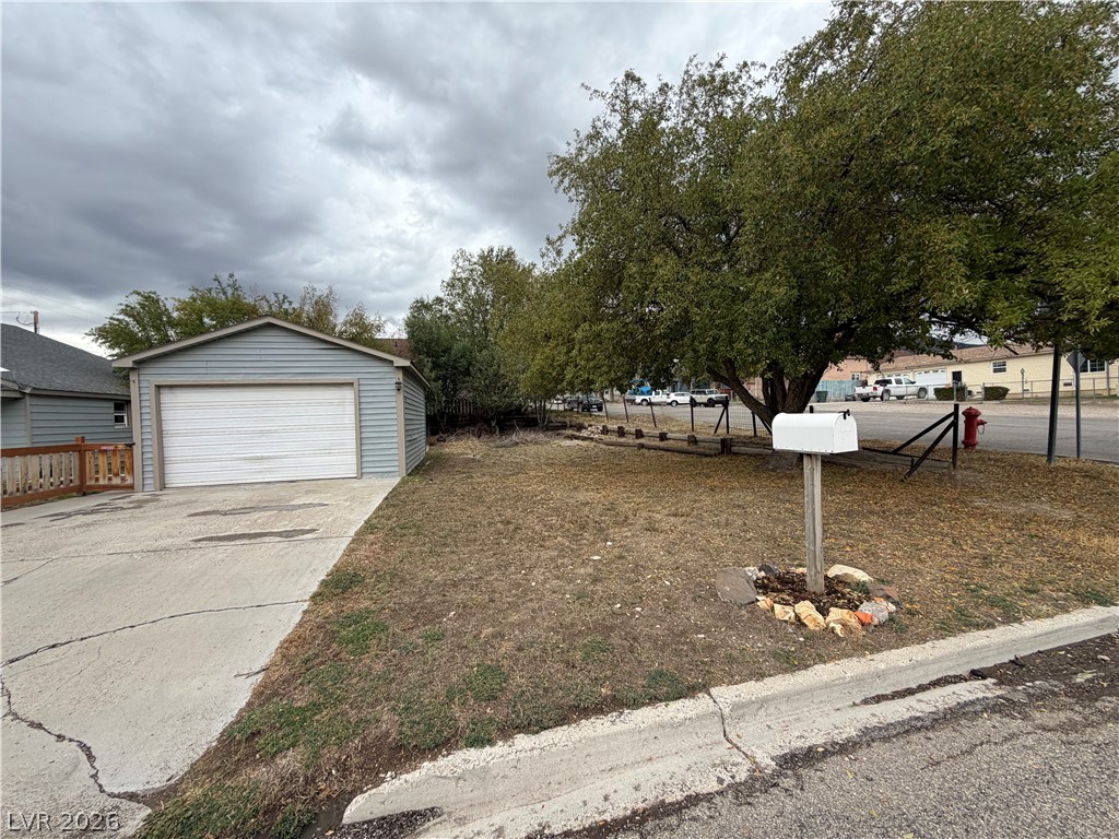 1298 Avenue H Property Photo 33