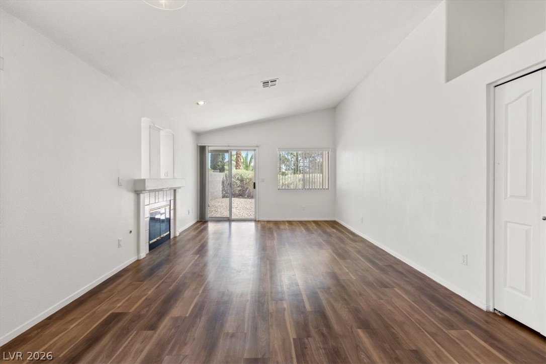 2124 Starline Meadow Place Property Photo 8