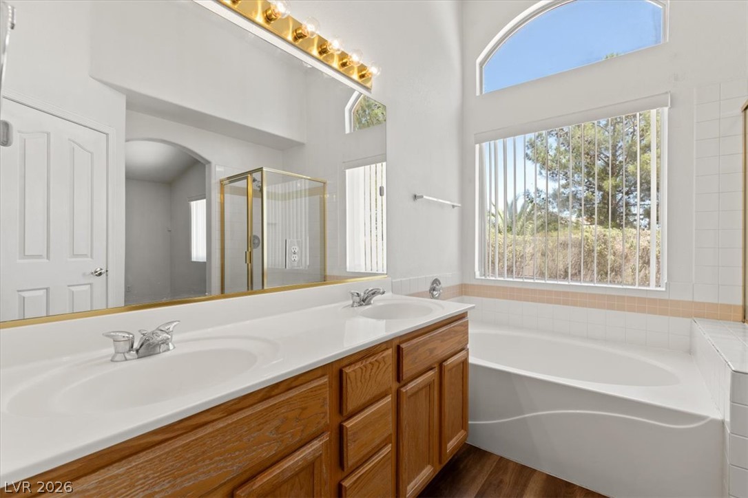 2124 Starline Meadow Place Property Photo 13