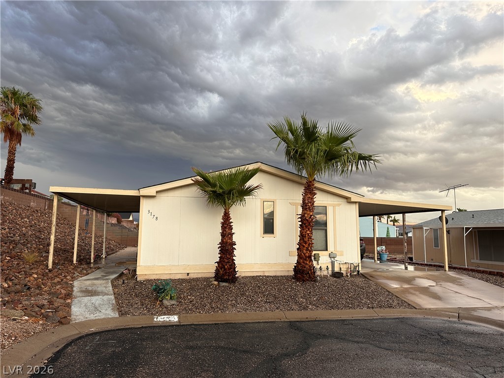 3178 Del Monte Street Property Photo 1