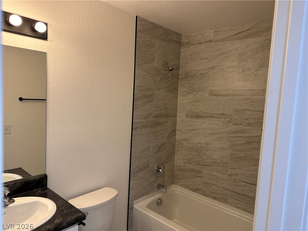 230 Mission Catalina Lane 107 Property Photo 18