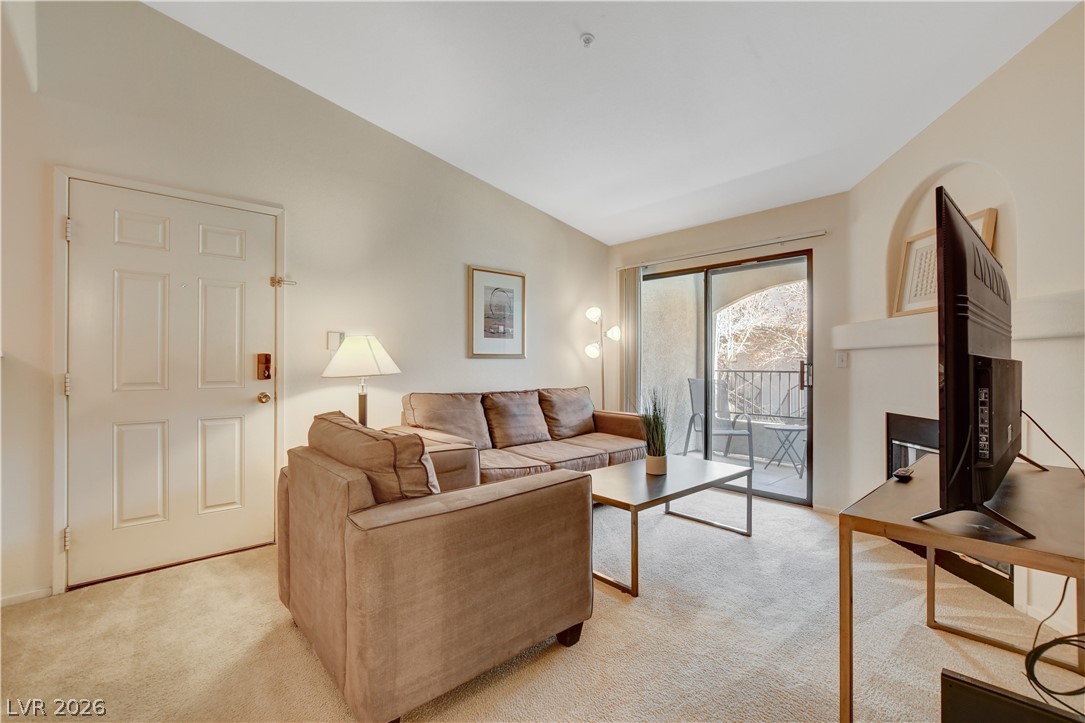 2822494 Property Photo 2