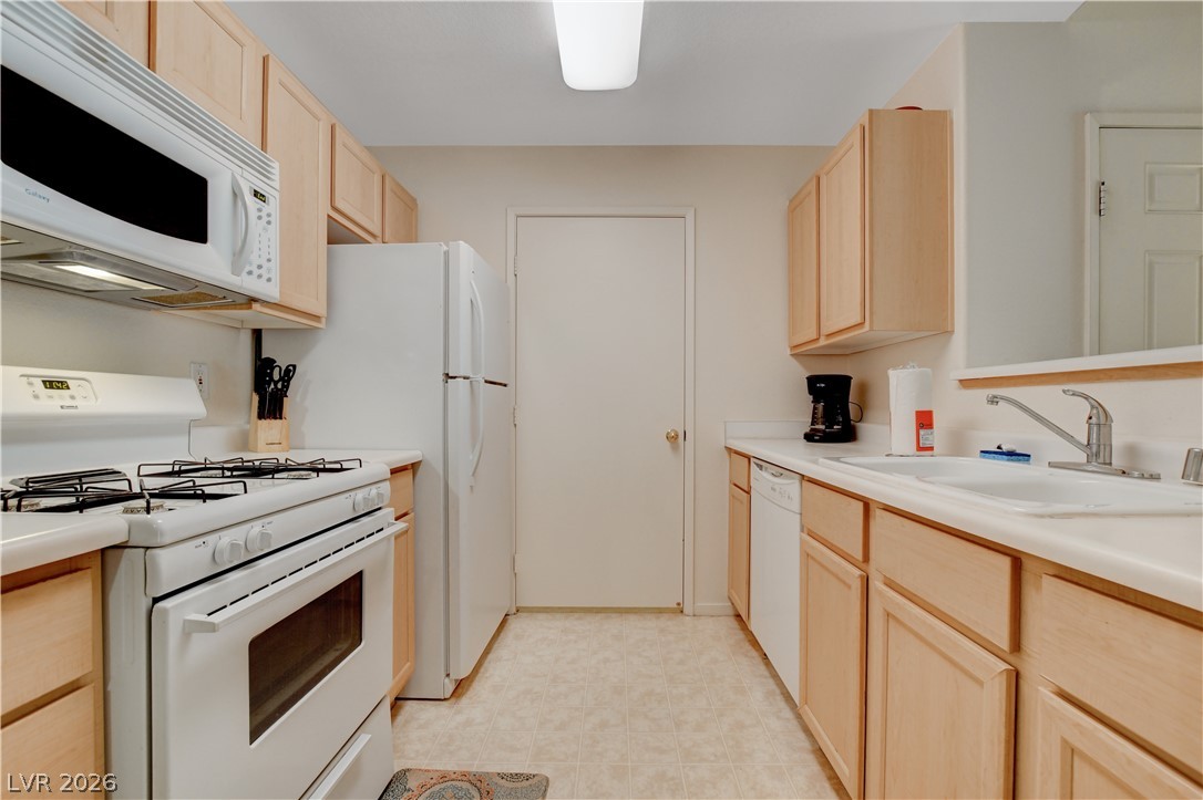 2822494 Property Photo 5