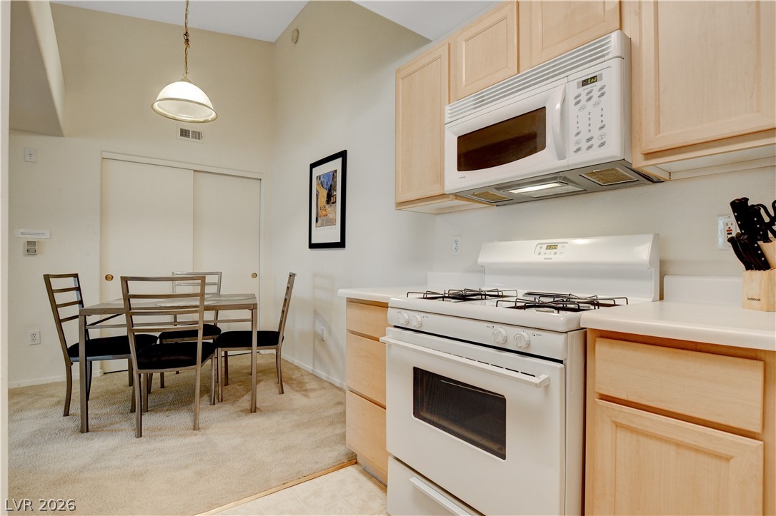 2822494 Property Photo 6