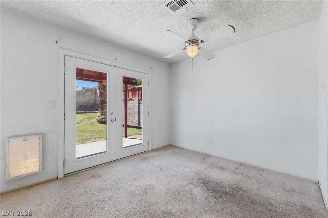 5095 Brownwood Avenue Property Photo 9