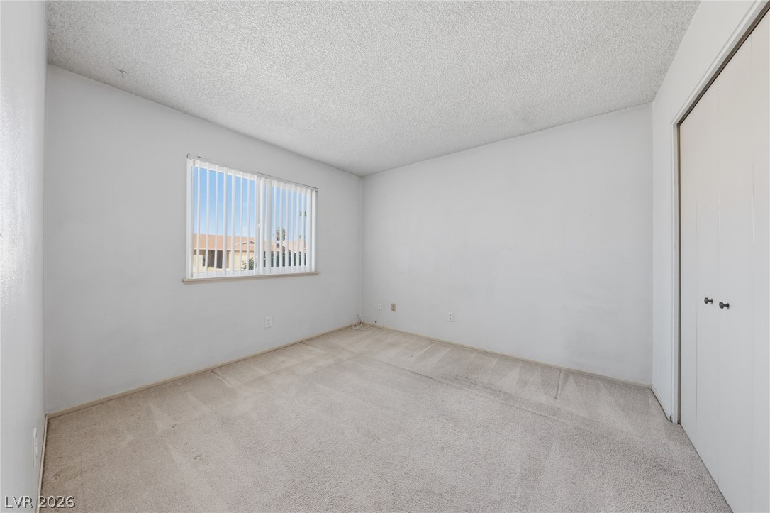 5095 Brownwood Avenue Property Photo 18