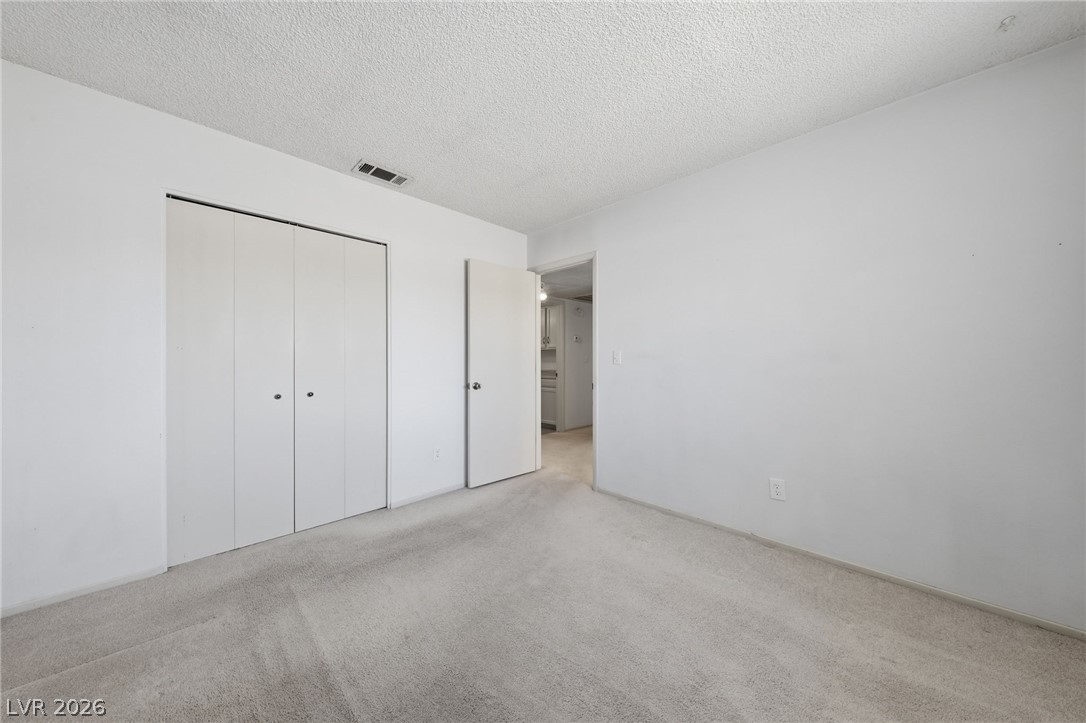 5095 Brownwood Avenue Property Photo 19