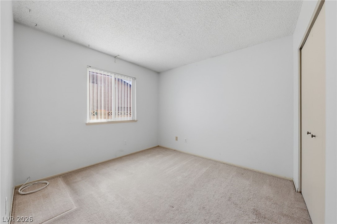 5095 Brownwood Avenue Property Photo 20