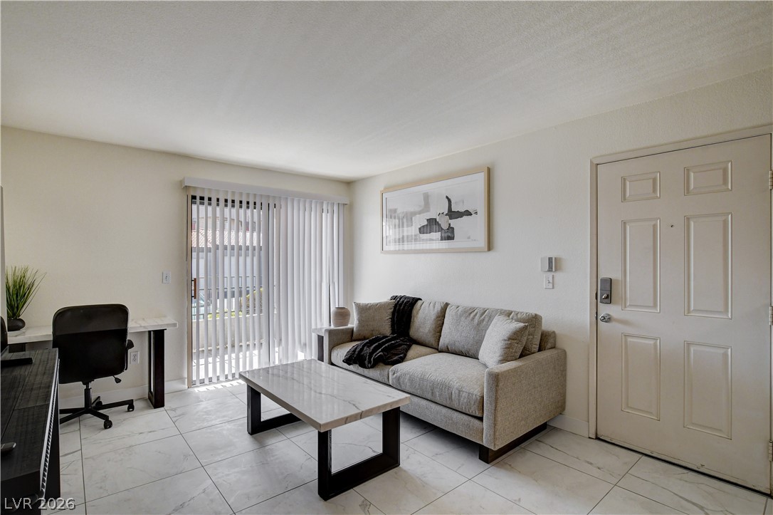 2822498 Property Photo 2