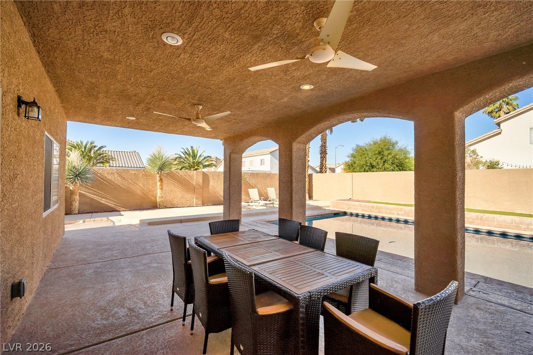 684 Gritty Garnet Avenue Property Photo 23