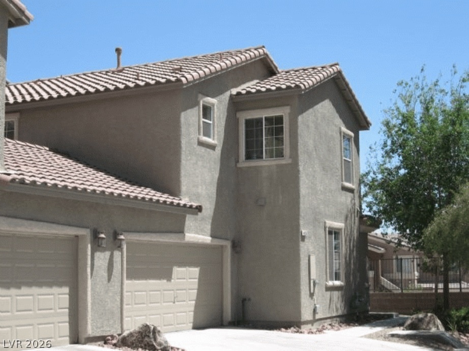 4026 Sparrow Rock Street Property Photo 5