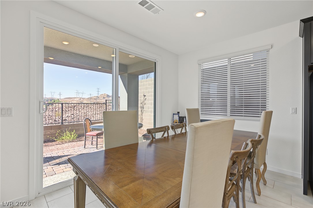 1055 Strada Mazoni Property Photo 13