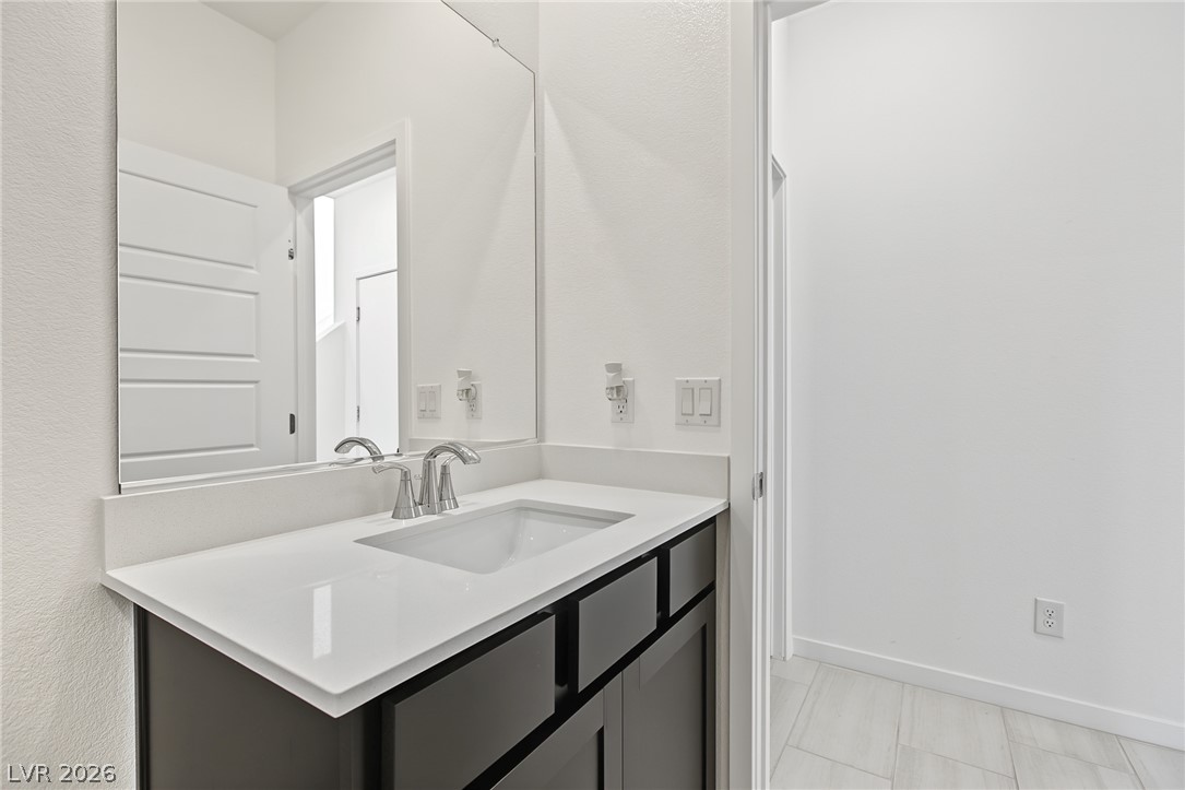 1055 Strada Mazoni Property Photo 21
