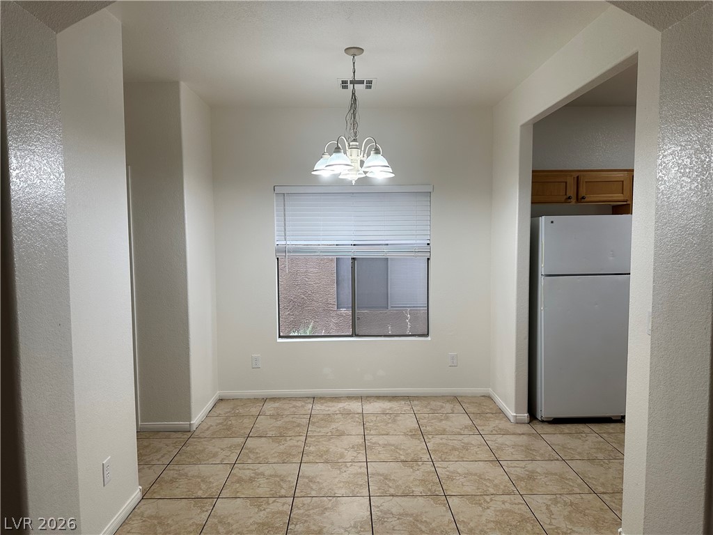 1613 White Skies Court Property Photo 5
